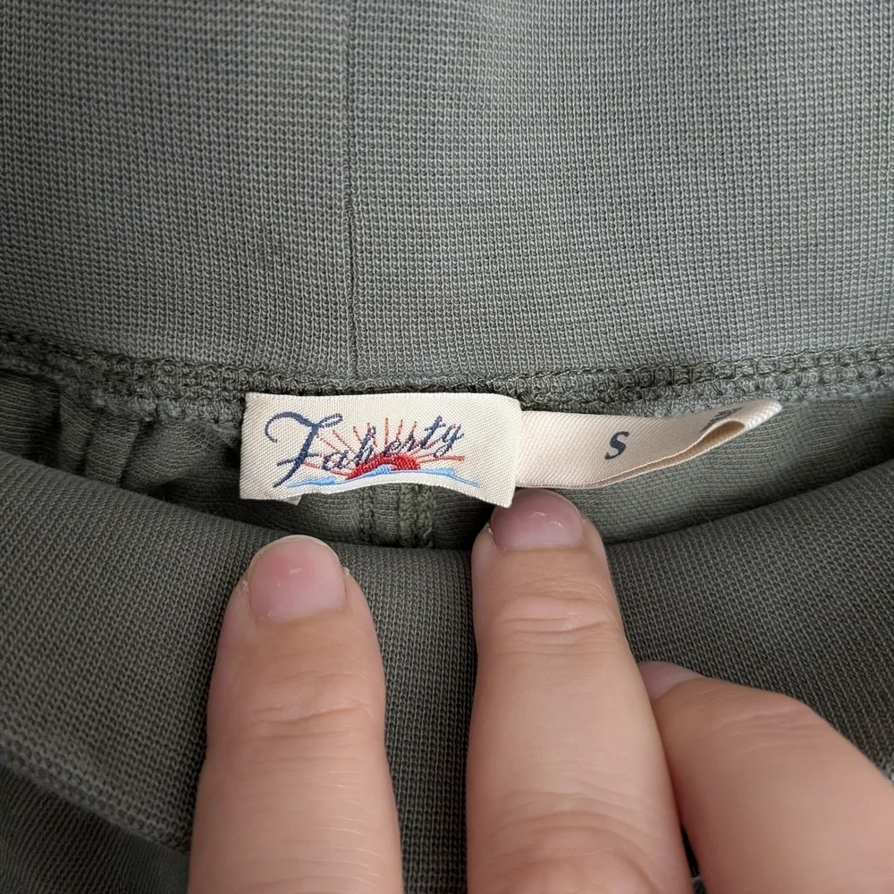 Faherty Sage Green Arlie Women's Shorts Size Small